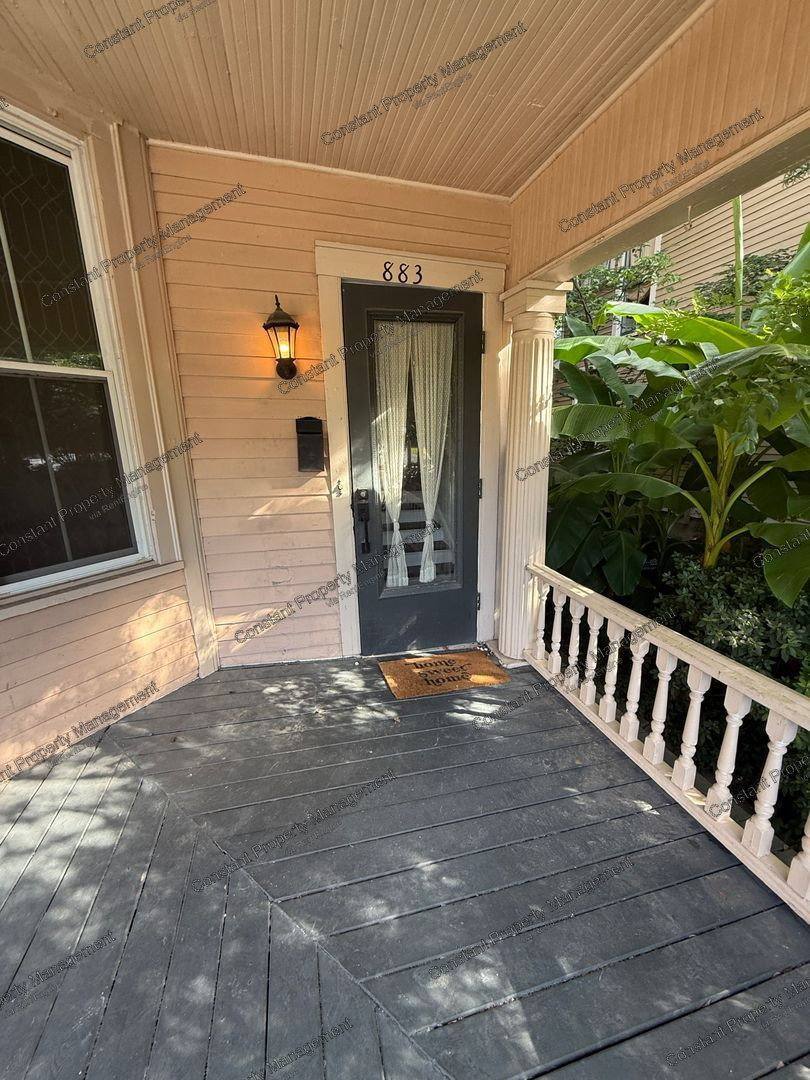 885 College St unit 883 – photo 2