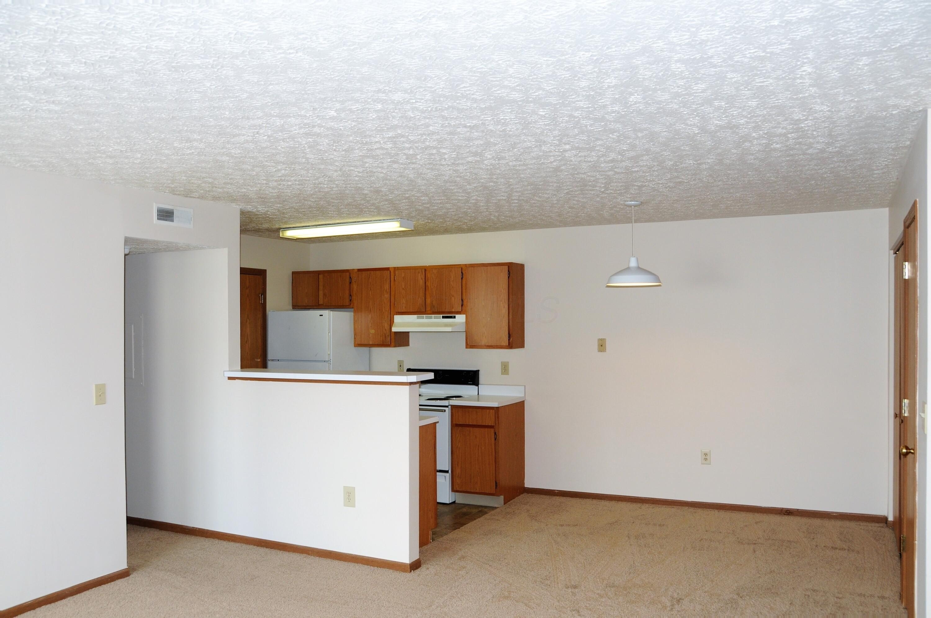 5561 Cedar Springs – photo 2