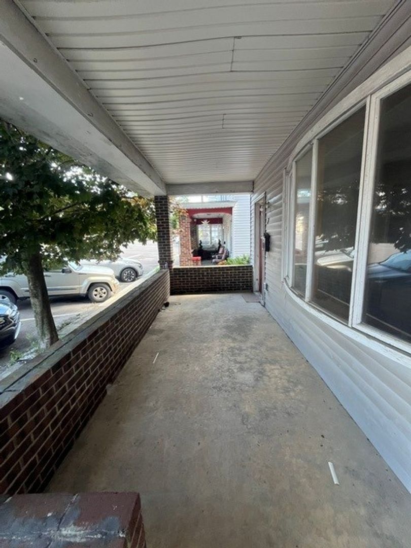 7 W Ludlow St unit 7 W Ludlow St Apt 1 – photo 3