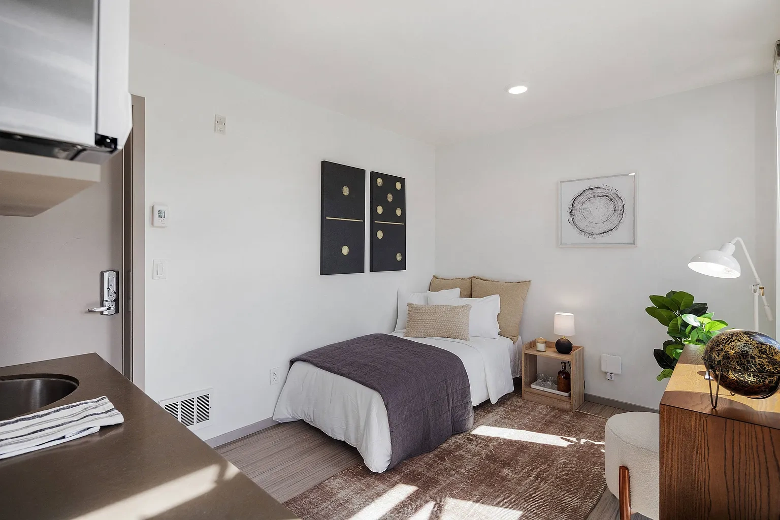 5902 Ballard – photo 1