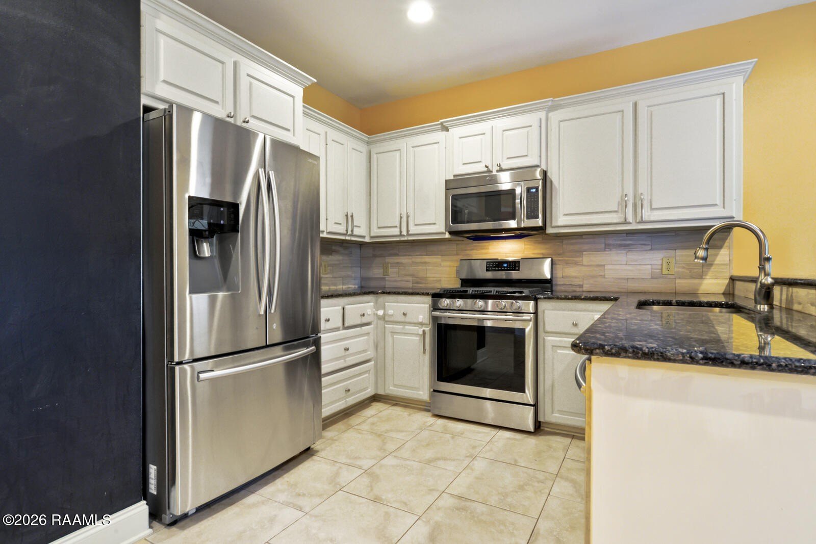 9442 Boone Ave – photo 3