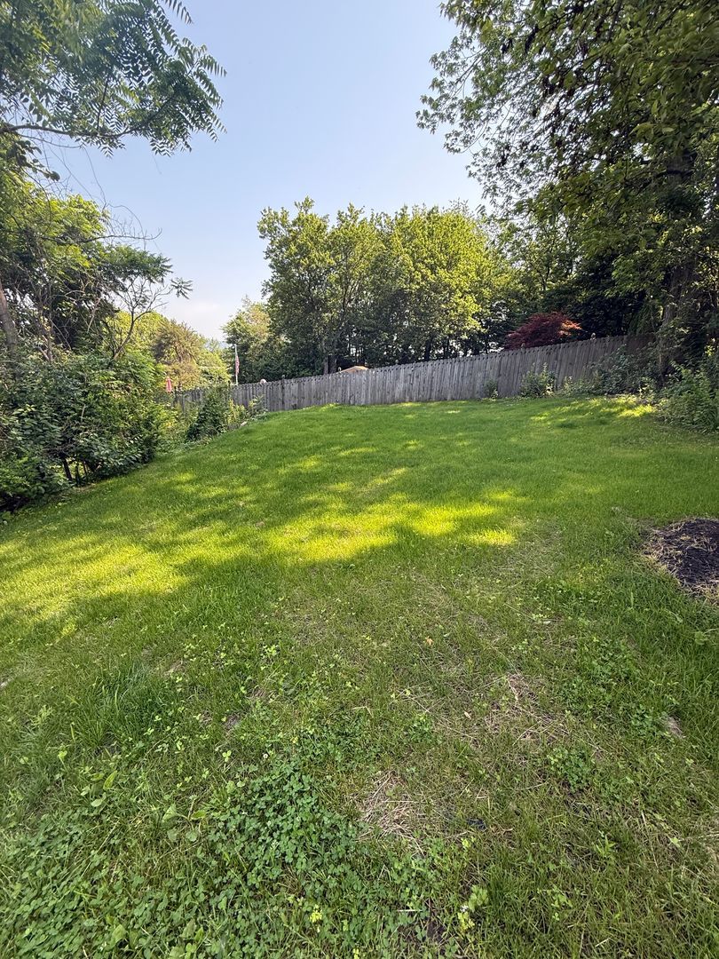 7 Hughes St – photo 2