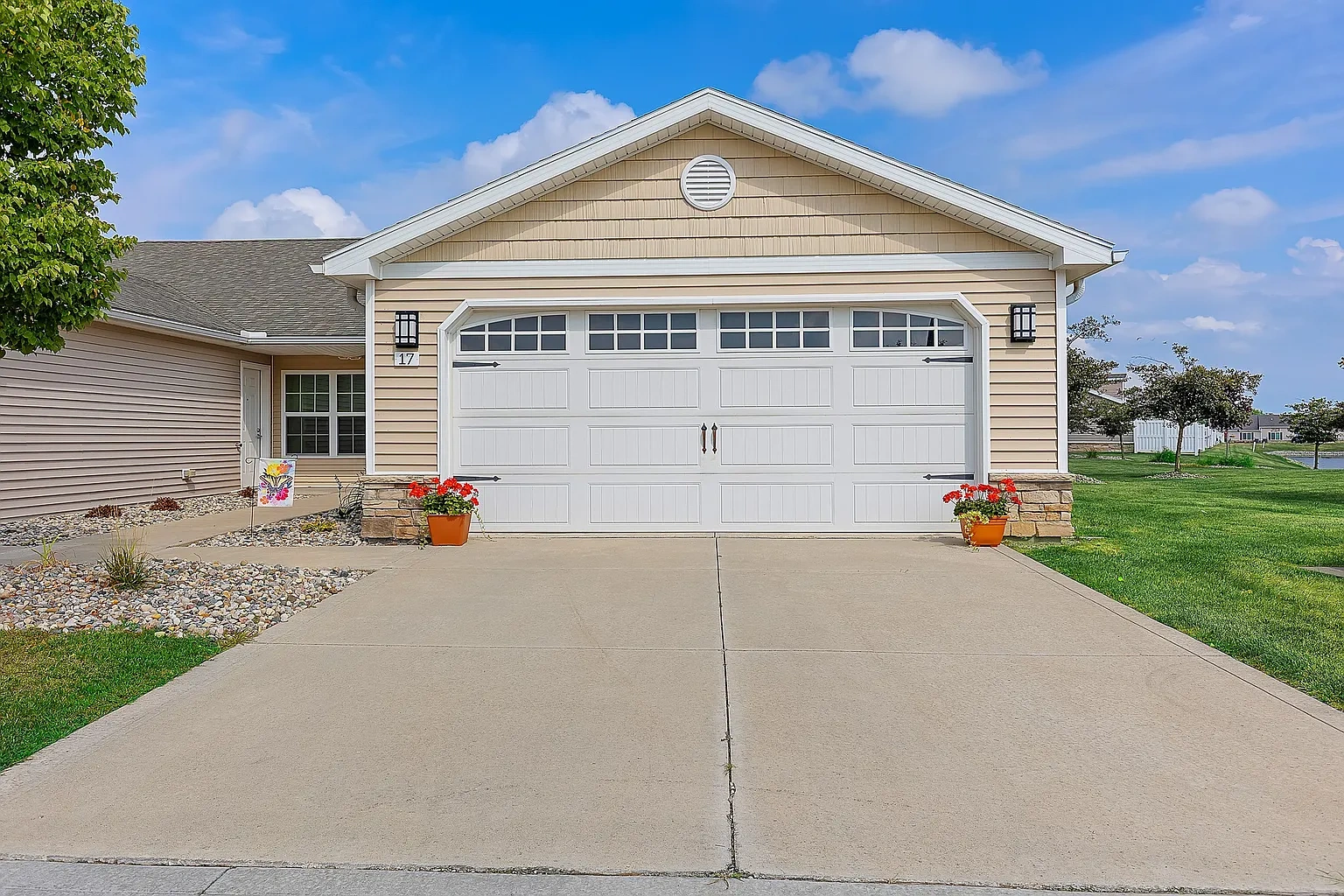 Redwood Perrysburg Woodmont Drive – photo 3