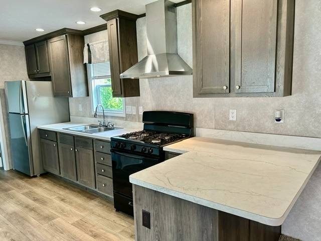 439 Morrow Rd #195 – photo 2