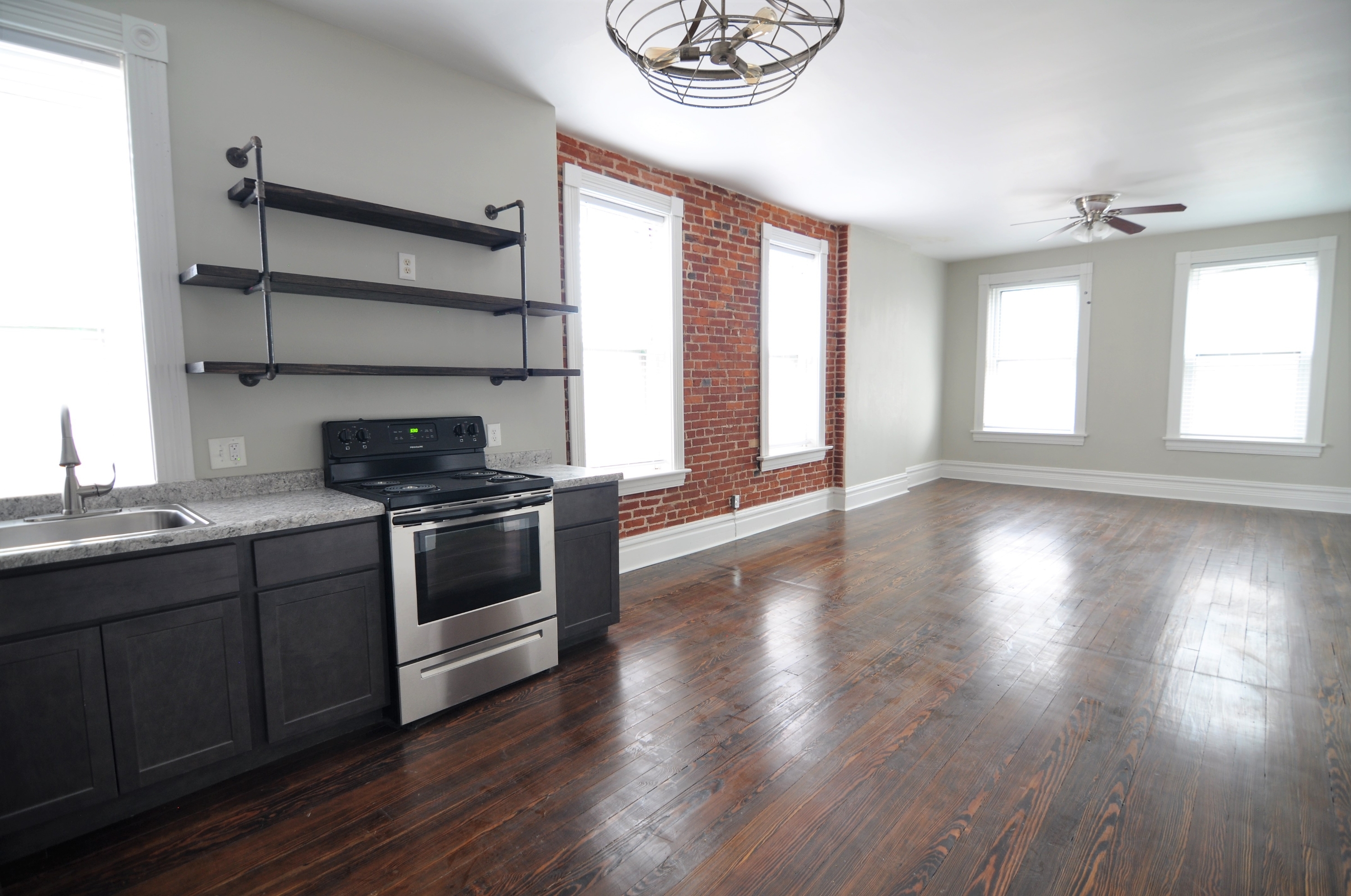 2711 Arsenal St – photo 4