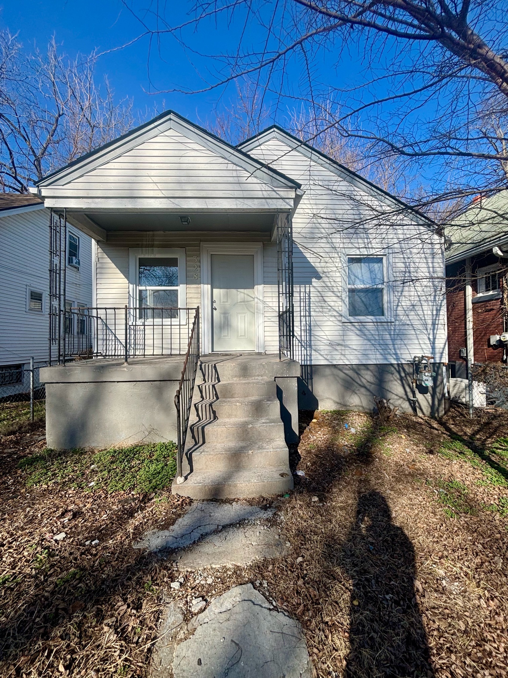 328 Cecil Ave – photo 1