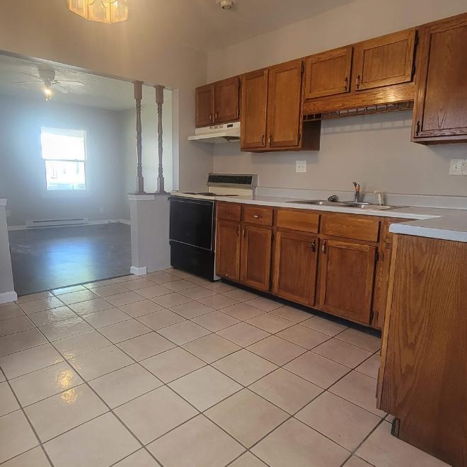 222 S 12th St – photo 4