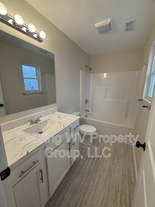 97 Christian Ct – photo 4