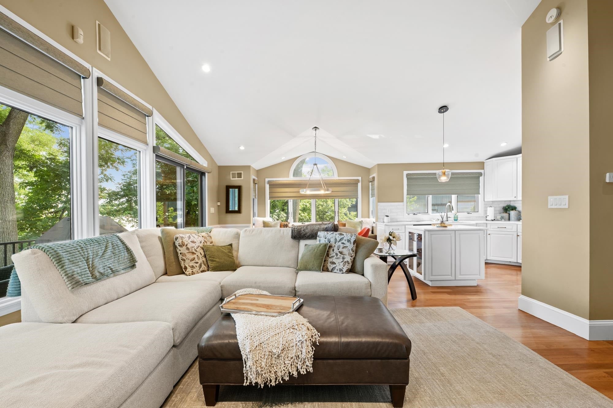 31 Colony Rd – photo 5