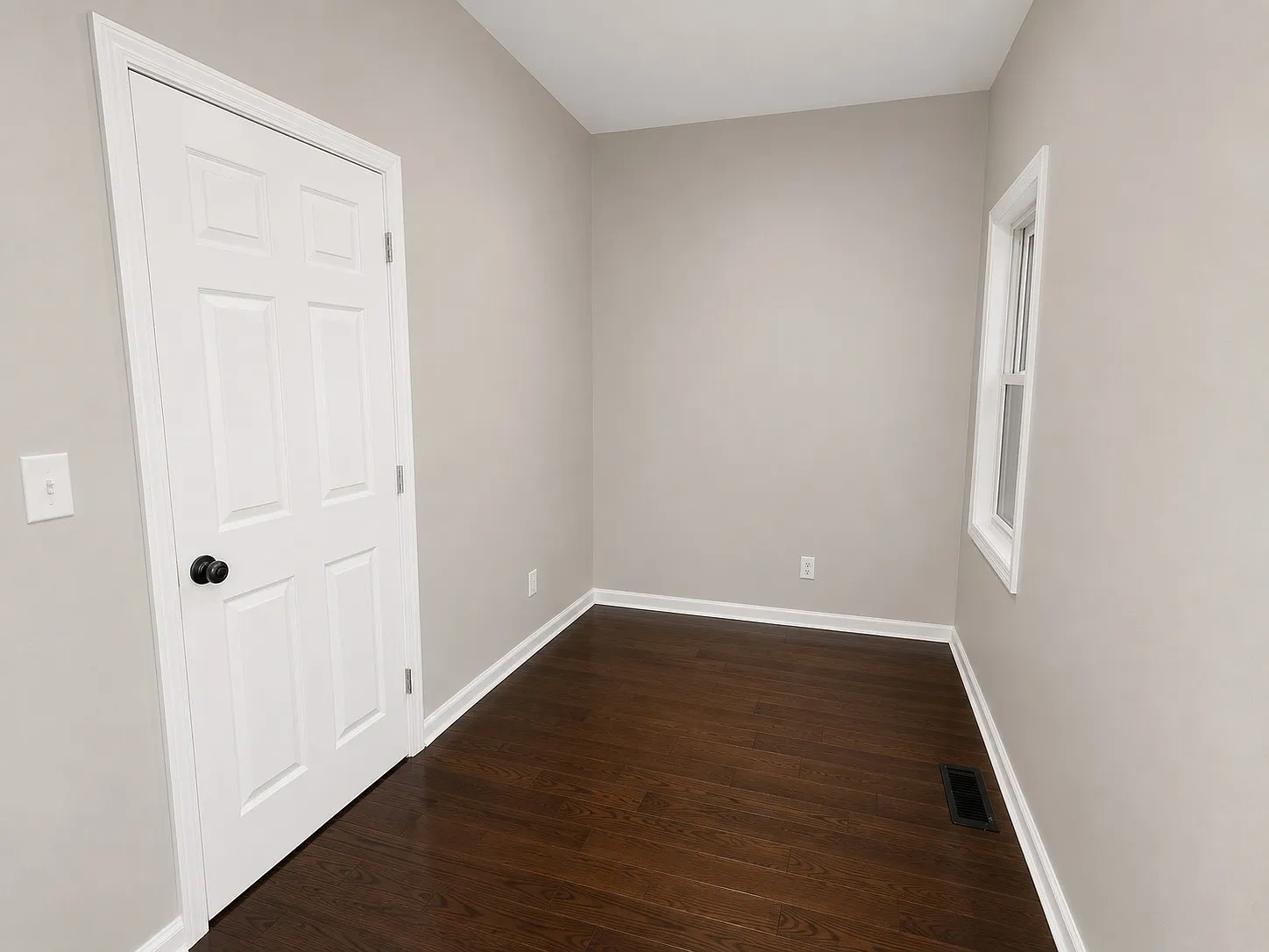 369 S 9th St – photo 1
