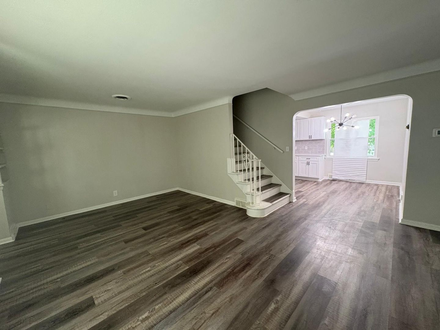 1037 Keystone Dr – photo 4