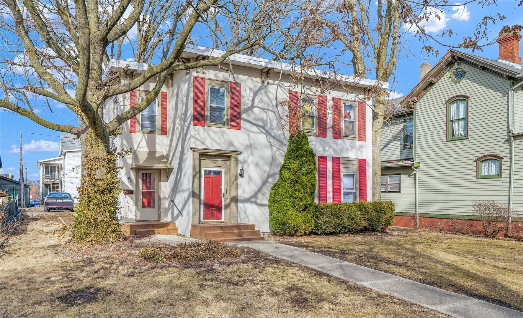 410 E Grove St unit 1 – photo 1