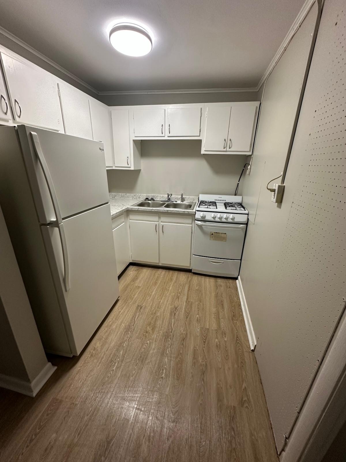 247 S Liberty St unit 7 – photo 4