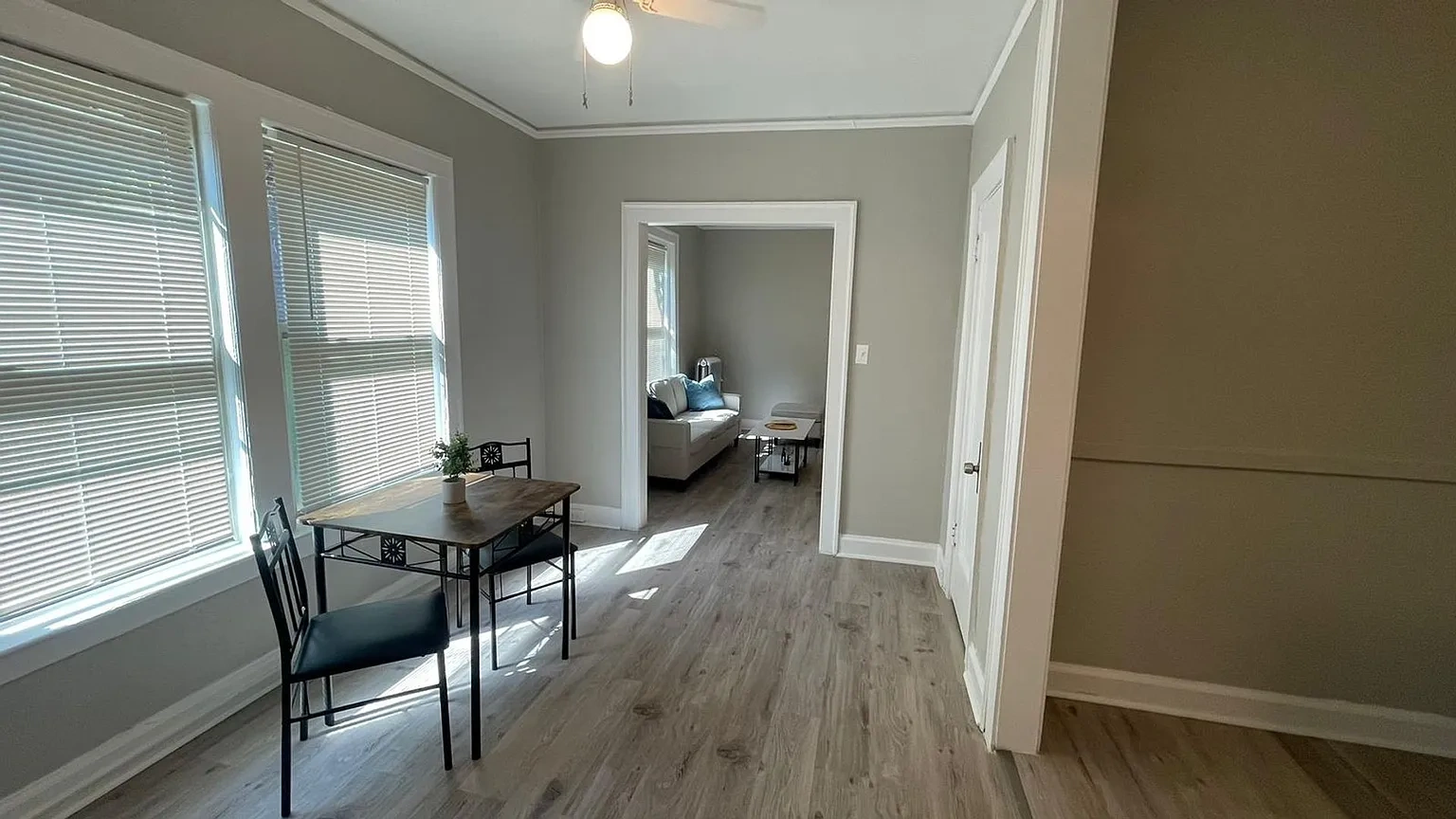 Welcome to 11118 Clifton Ave, Cleveland's premier apartment community. – photo 2