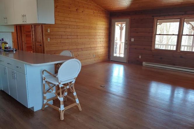 536 Henderson Rd – photo 2