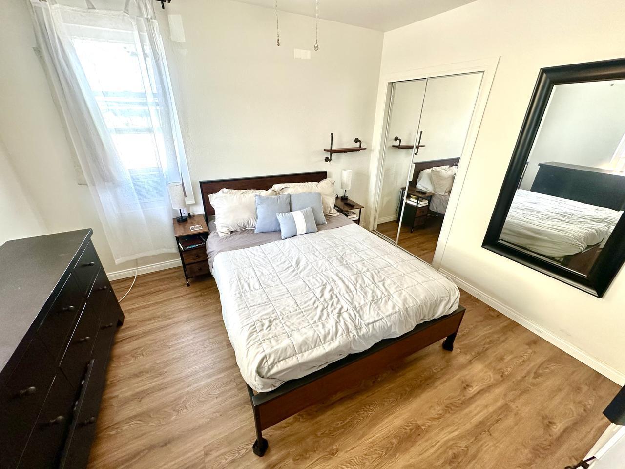 337 30th St – photo 5