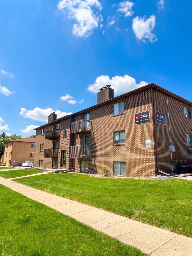2408 Rainbow Ave unit 1A – photo 1