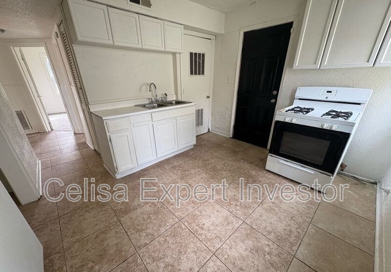 3128 Mc Donald St – photo 3