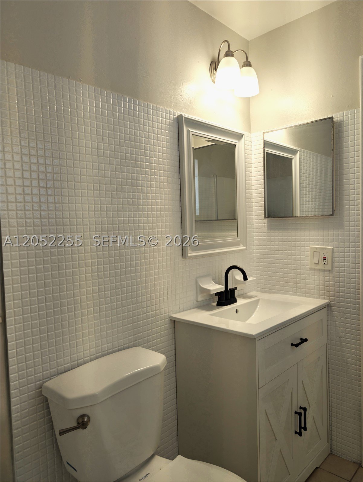 888 SW 62nd Ave – photo 4