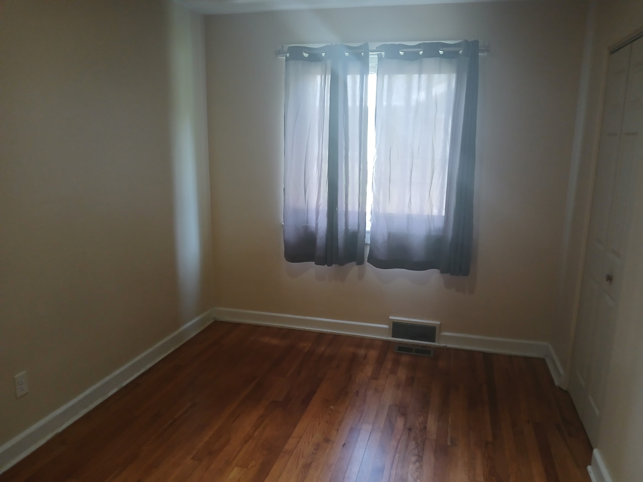 71 E Marshall St – photo 4