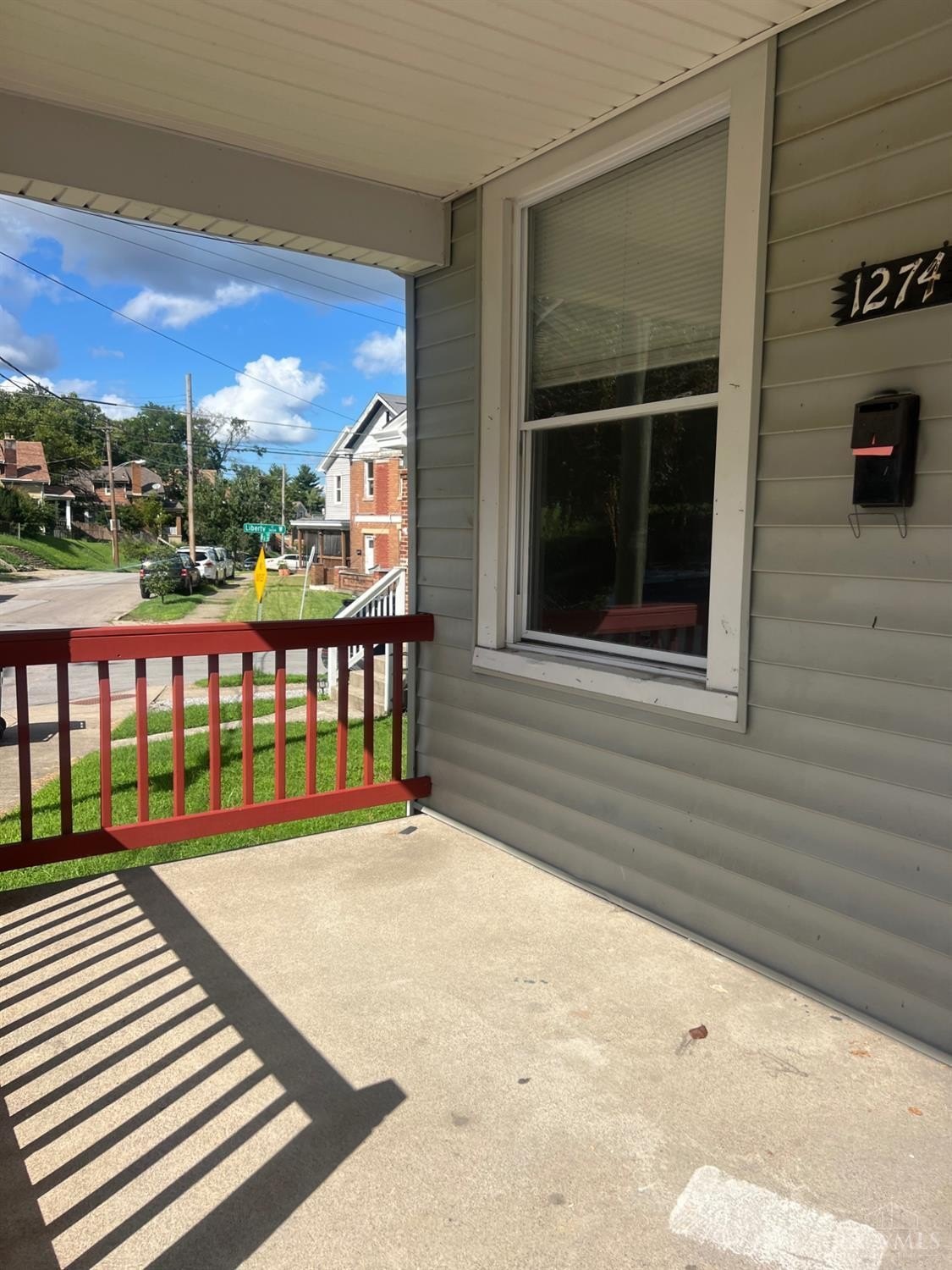 1274 Ross Ave – photo 3