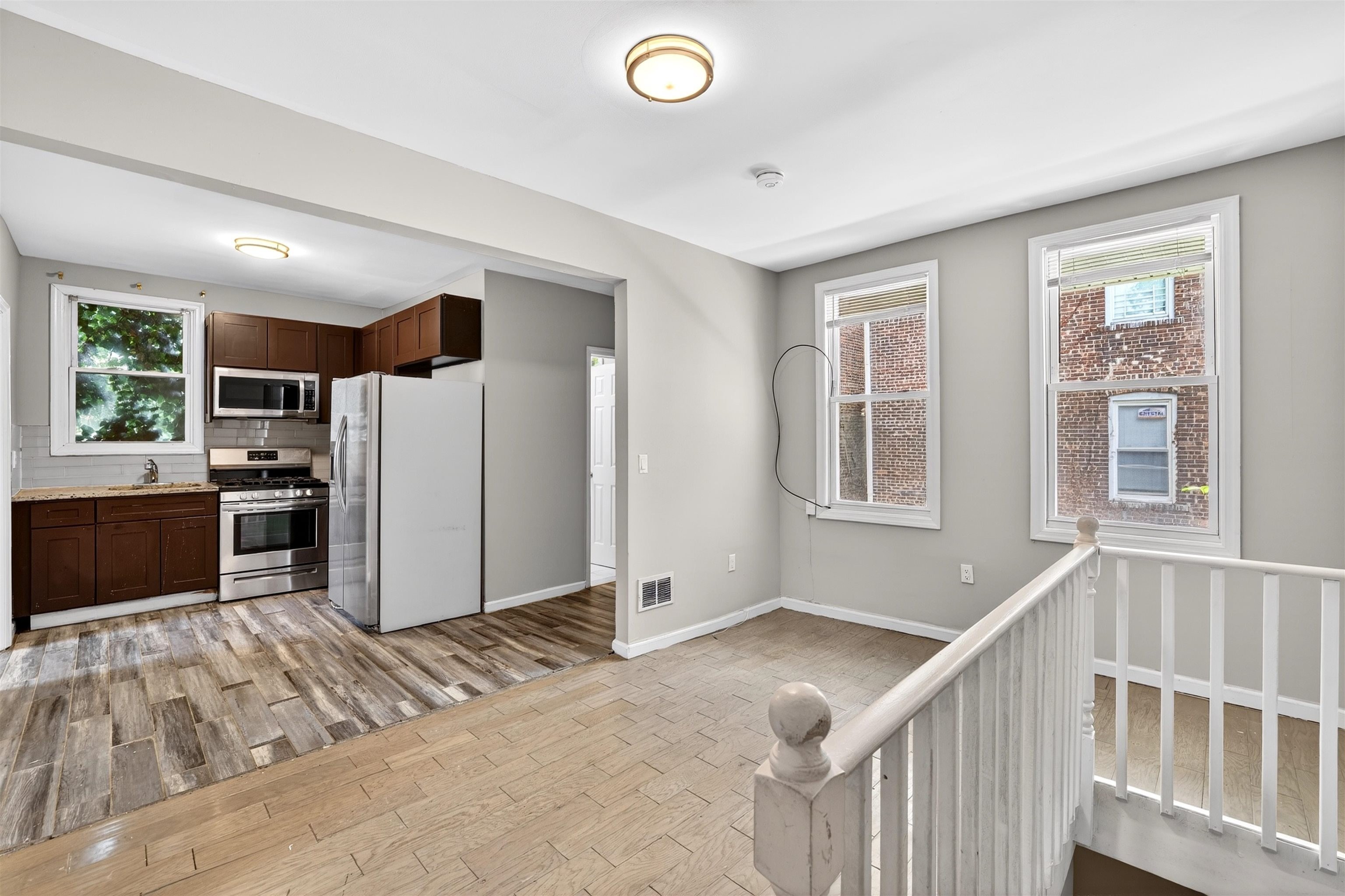 83 Williams Ave #3 – photo 3