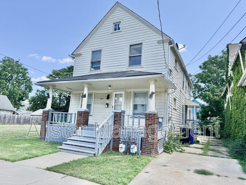 3617 W 46th St – photo 1
