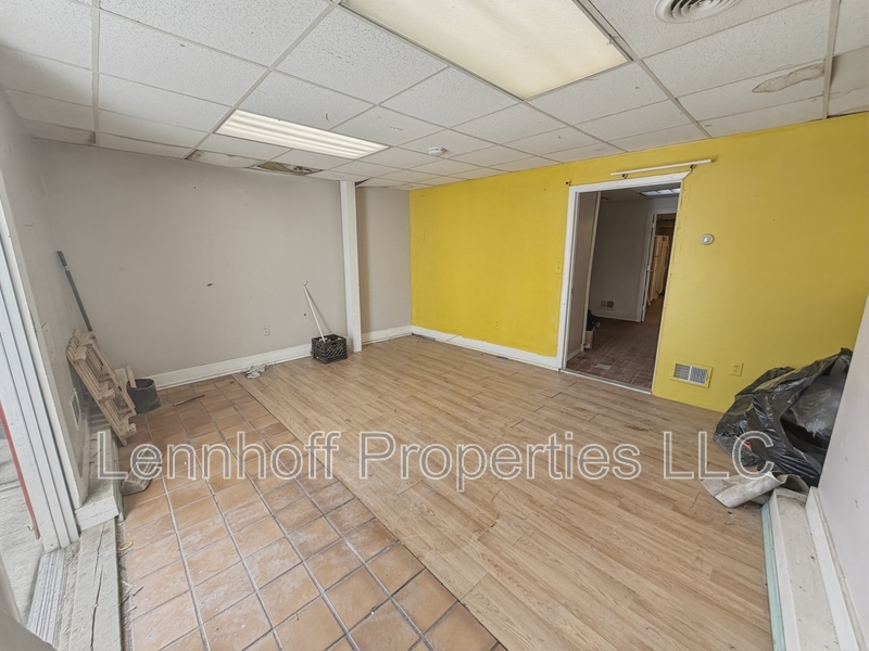 206 Primrose St unit C2 – photo 2