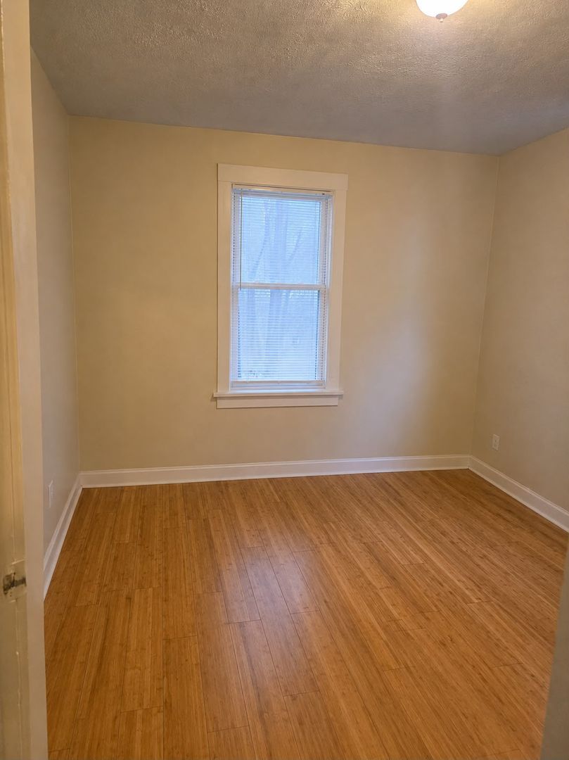 1607 Methyl St unit Upper – photo 5