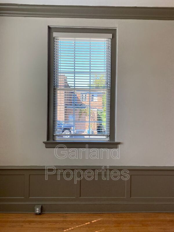 821 Salem Ave SW unit 101 – photo 5