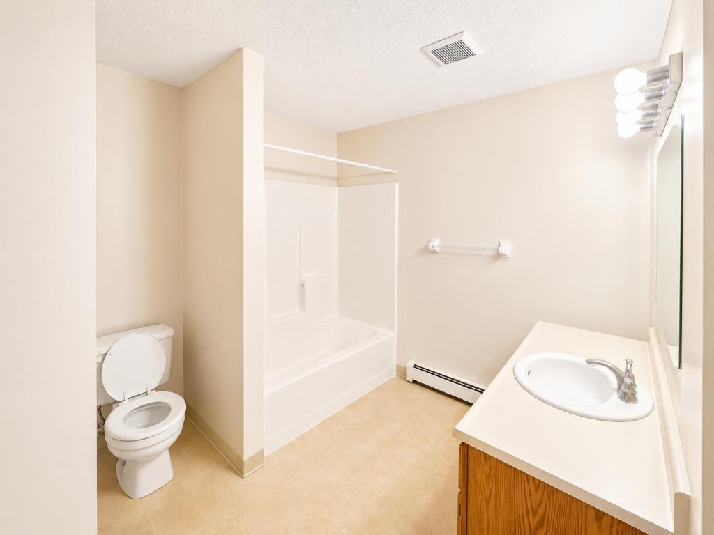 6378 St Andrews Dr unit 7 – photo 4