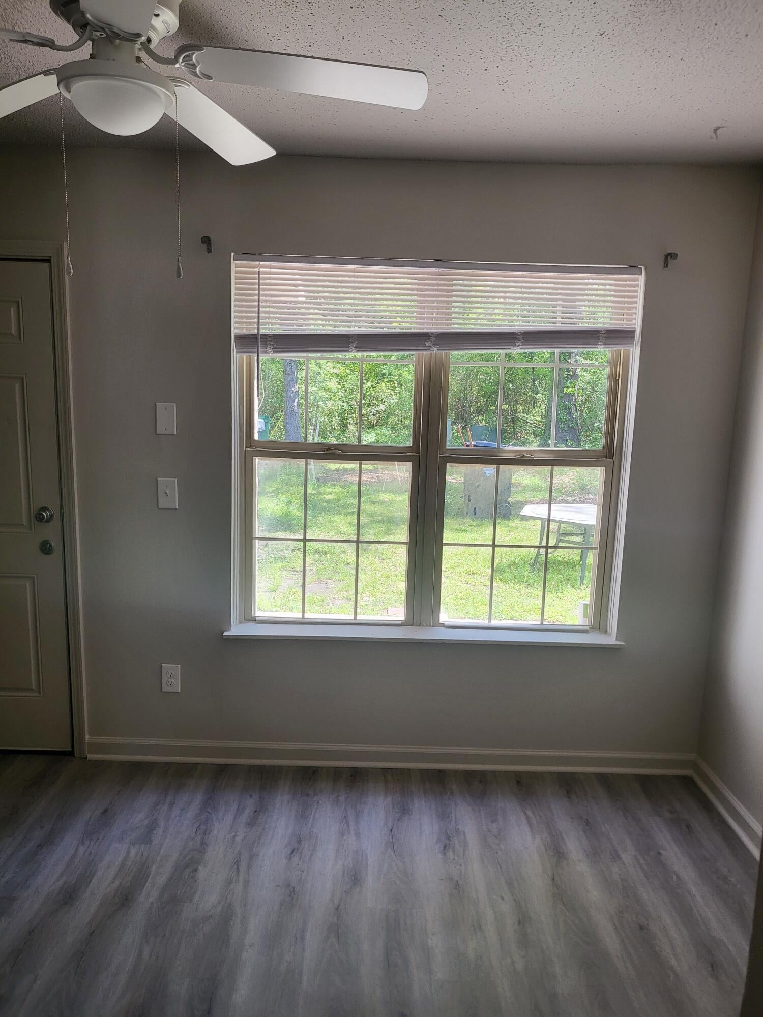 126 Langley Dr unit Apt B – photo 3