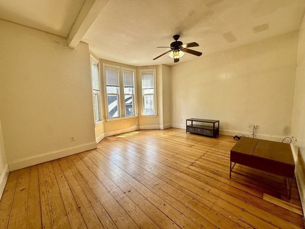 731 Parker St #1 – photo 4