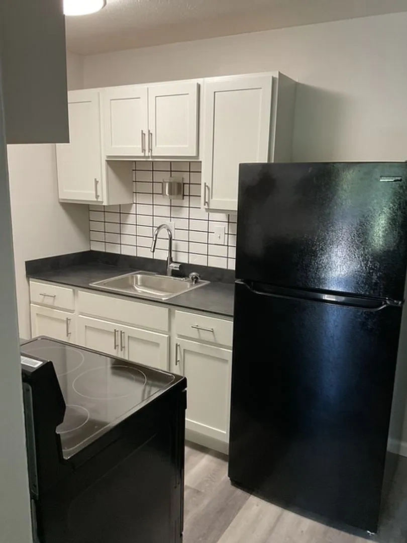 Richlawn Apartments: Charming Community Living in the Heart of Painesville – photo 4