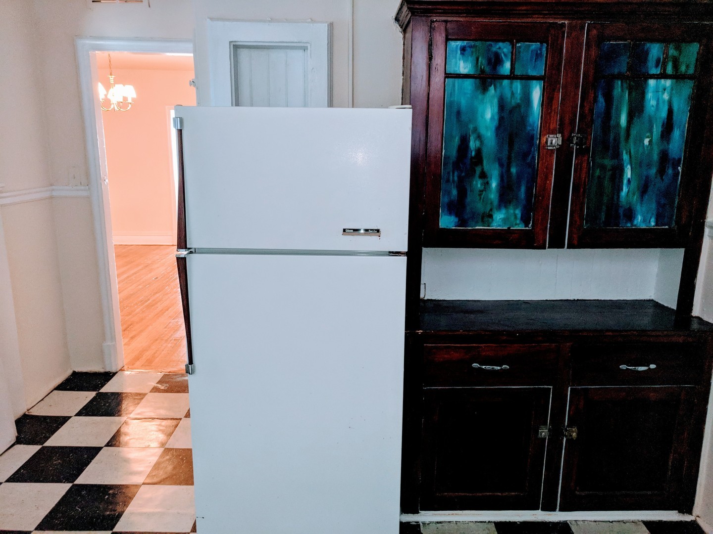 800 N Sheppard St unit Apt. 09 – photo 5