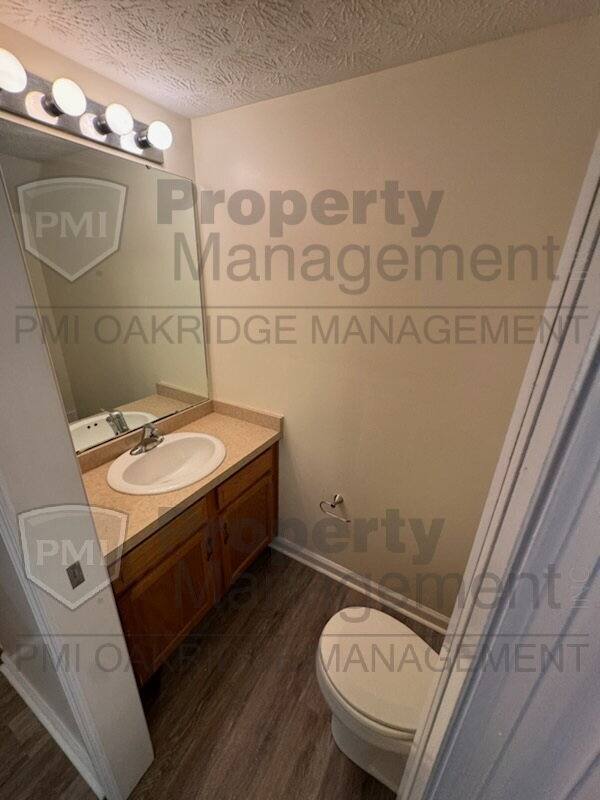 130 Heather Rd unit A – photo 4