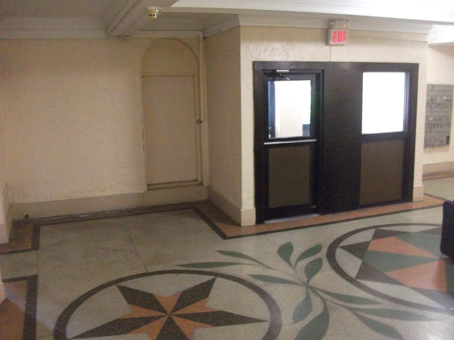 10-38th Street – photo 2