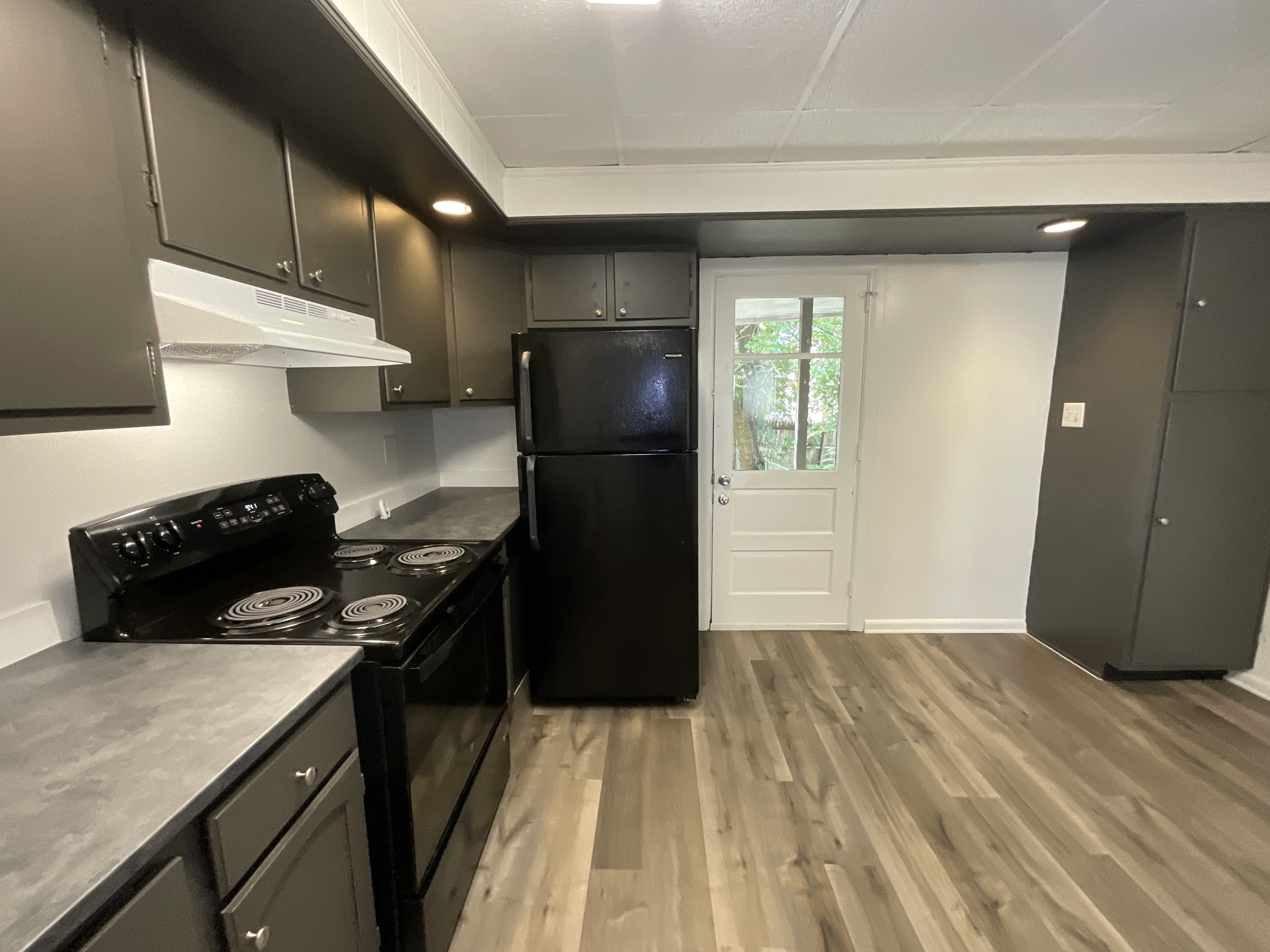 712 W Mason Ave – photo 2