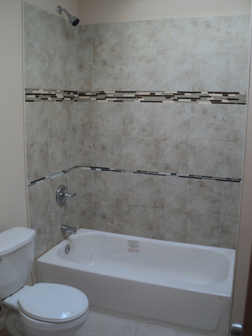 161 W Weaver St – photo 1
