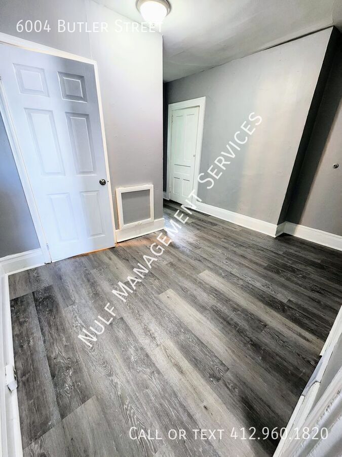 6004 Butler St – photo 4