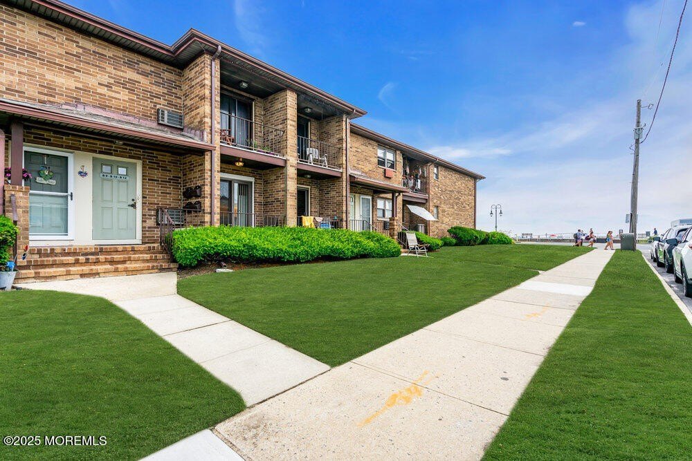 1501 Ocean Ave N #B9 – photo 3