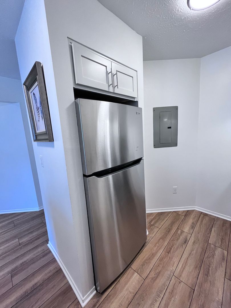 2569 Romig Rd unit 2597-2J – photo 2
