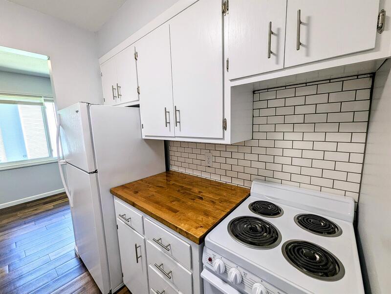 306 Central Dr unit 8 – photo 5