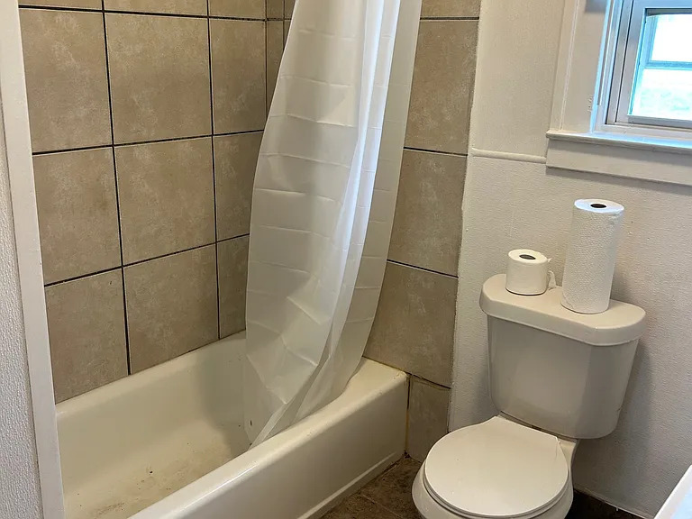 69 Euclid Ave – photo 2