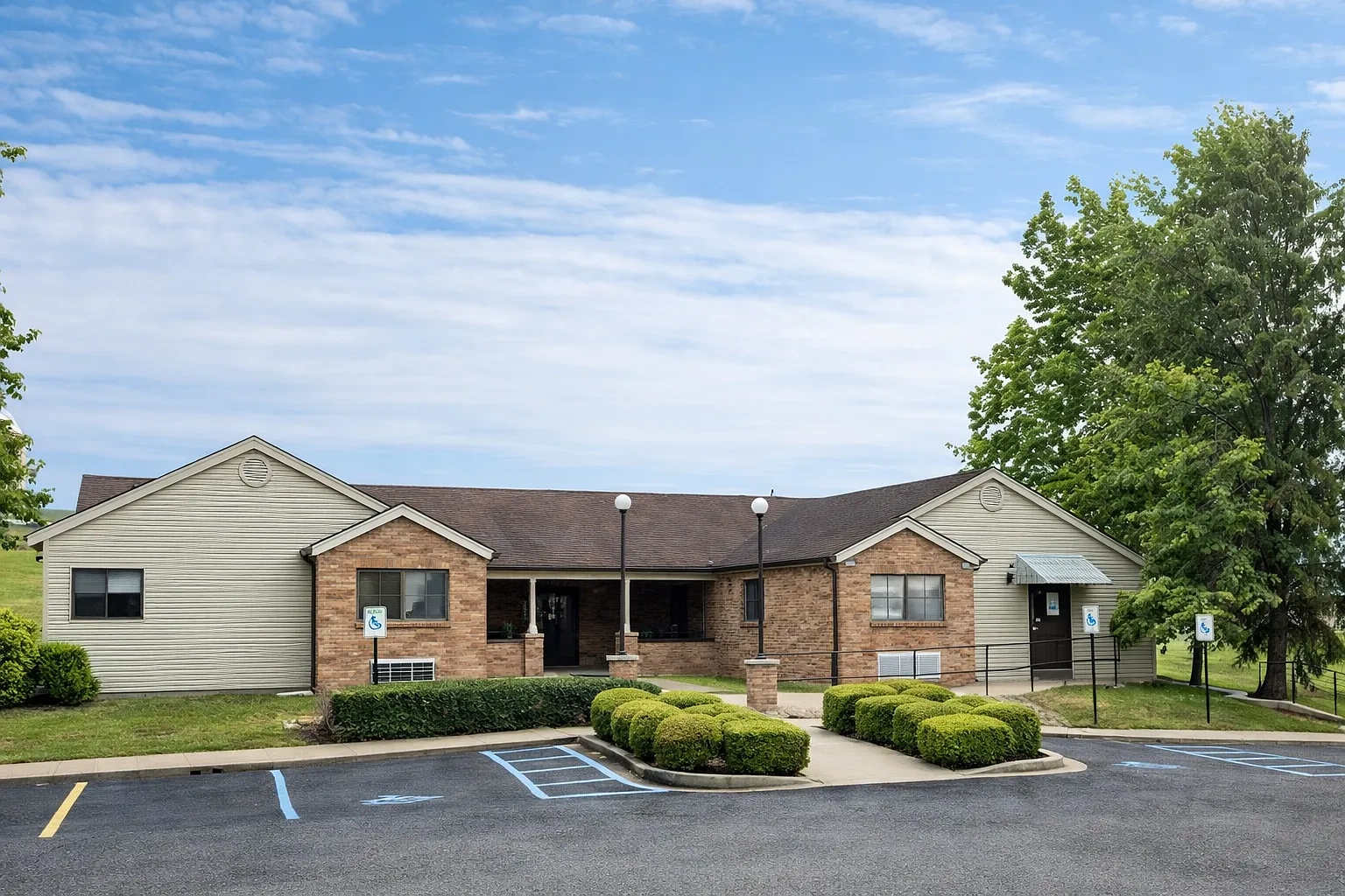 Westview Apartments – photo 2