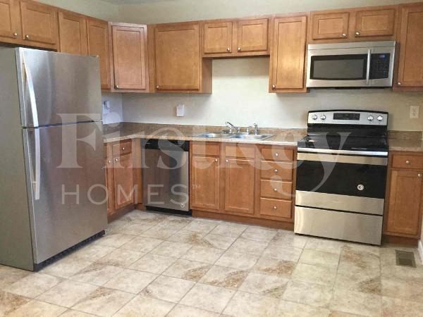 11428 Framingham Dr – photo 5