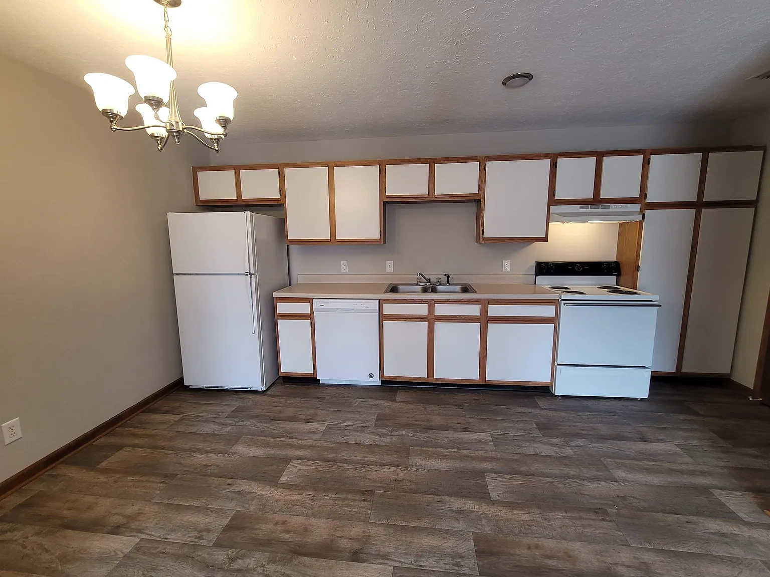 Laurel Wood Apartments – Floor plan