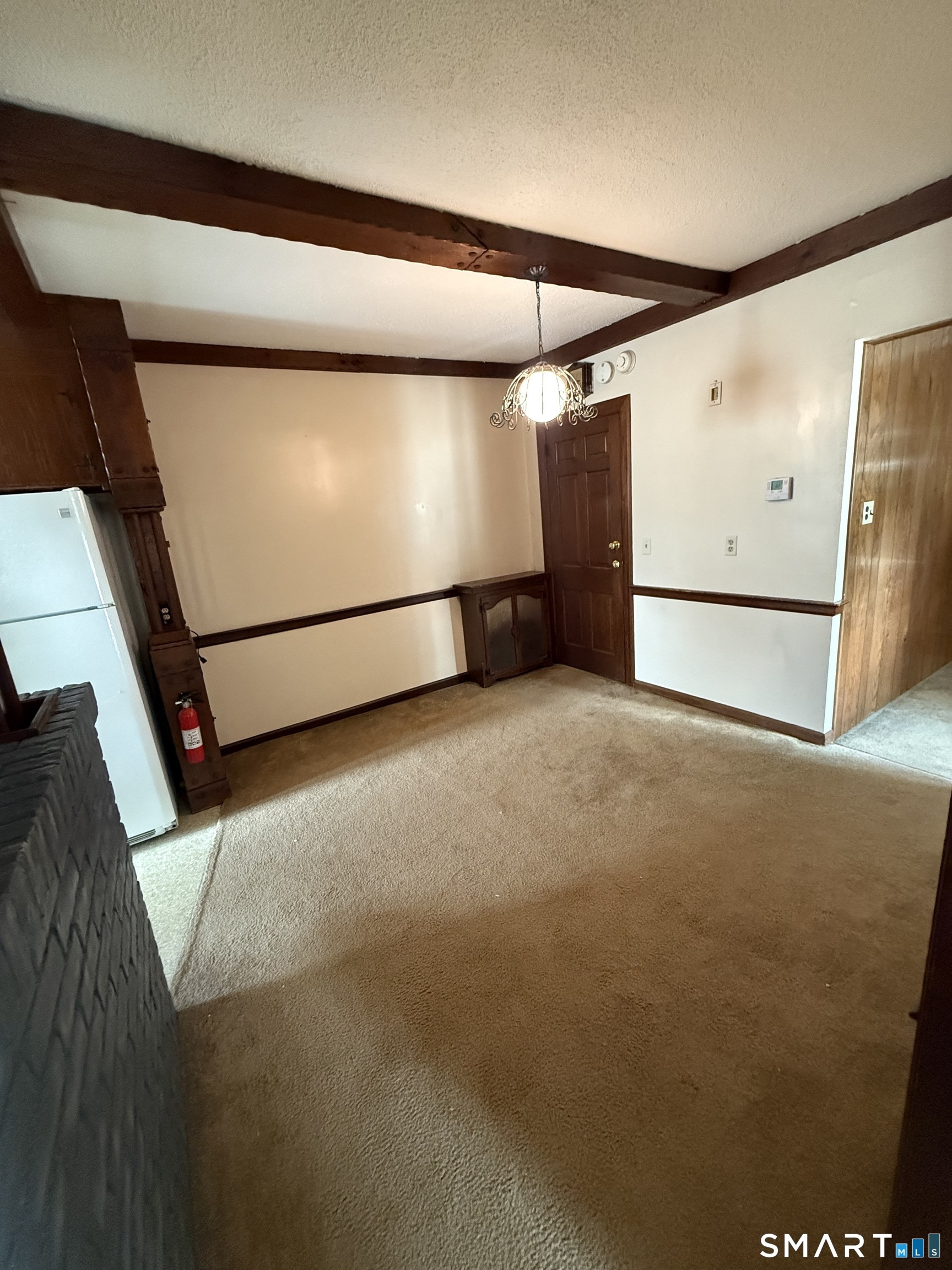 368 Main St – photo 3