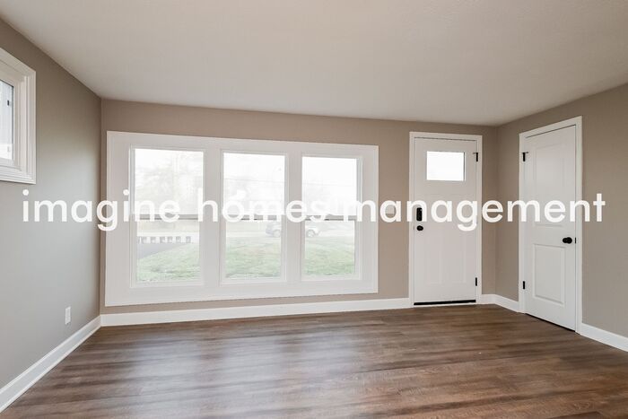 1910 Dooridge Dr – photo 5