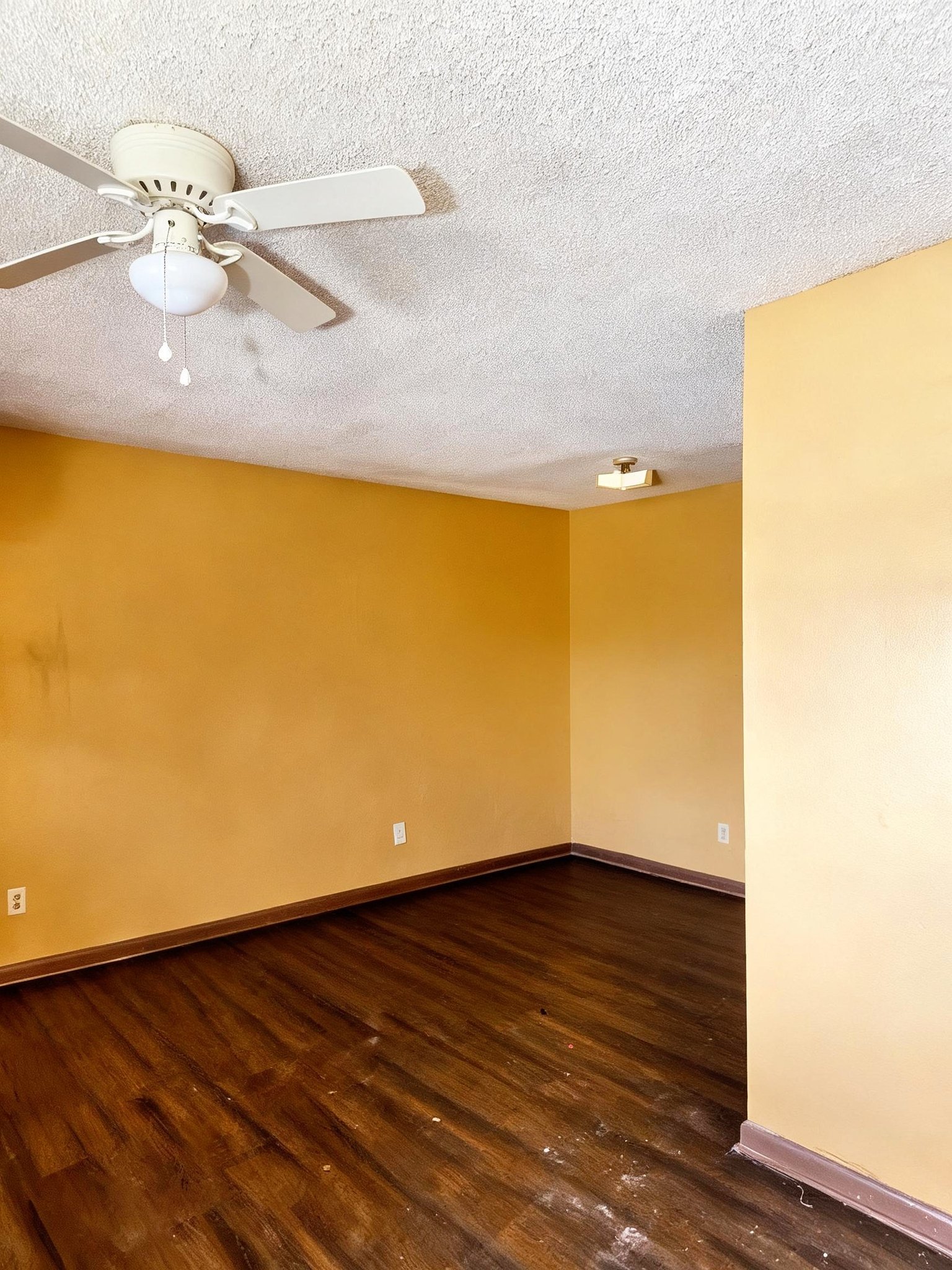 1704 S Catalpa St – photo 2